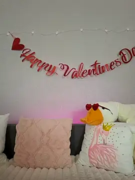 Evarey  online show from 15, 2, 2026