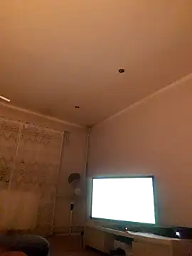 Snapshot of Remello1 chatting on 20, 12, 2025 Remello1 online show from 20, 12, 2025