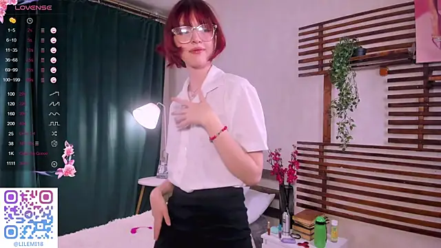  LucyStars  online show from 4, 11, 2025