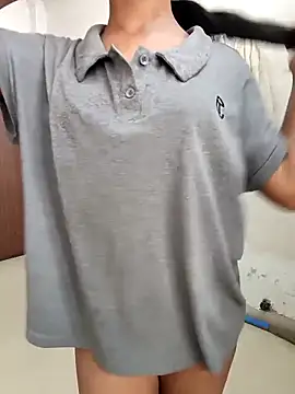 anshika0124 online show from 19, 12, 2025