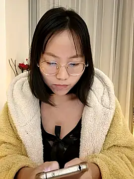 Snapshot of nini10052025 chatting on 5, 11, 2025 nini10052025 online show from 5, 11, 2025