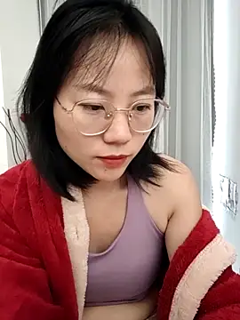 Snapshot of nini10052025 chatting on 11, 11, 2025 nini10052025 online show from 11, 11, 2025