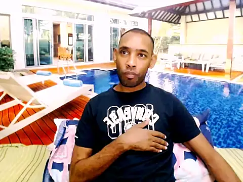 Snapshot of IndianMagicMike chatting on 28, 10, 2025 IndianMagicMike online show from 28, 10, 2025