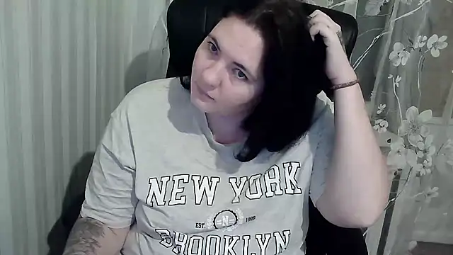 XLisaBlueXs  online show from 12, 10, 2025