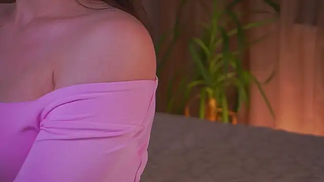 Snapshot of BeliaHumpert chatting on 20, 10, 2025 BeliaHumpert online show from 20, 10, 2025