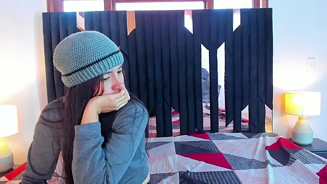 Snapshot of Sofy_and_Mia chatting on 15, 11, 2025 Sofy and Mia online show from 15, 11, 2025