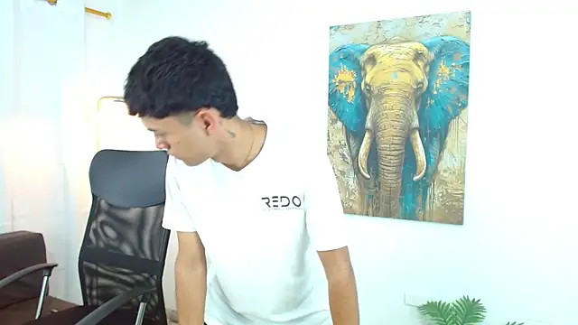 Snapshot of Alancum7 chatting on 24, 10, 2025 Alancum7 online show from 24, 10, 2025