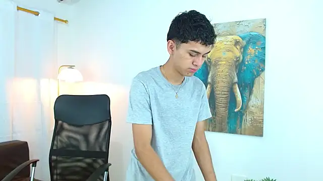 Snapshot of Alancum7 chatting on 27, 10, 2025 Alancum7 online show from 27, 10, 2025