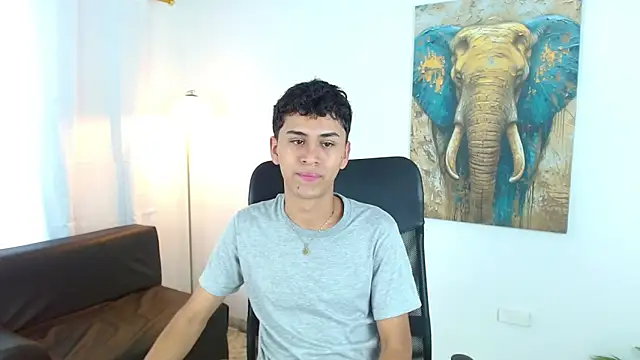 Snapshot of Alancum7 chatting on 15, 11, 2025 Alancum7 online show from 15, 11, 2025