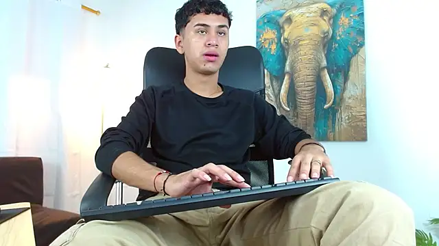 Snapshot of Alancum7 chatting on 26, 11, 2025 Alancum7 online show from 26, 11, 2025