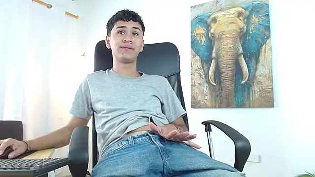 Snapshot of Alancum7 chatting on 1, 12, 2025 Alancum7 online show from 1, 12, 2025