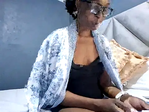 NaughtyCouga online show from 22, 5, 2026