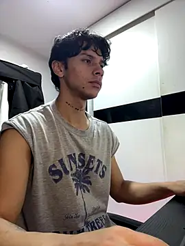 Snapshot of ErosDominant chatting on 27, 11, 2025 ErosDominant online show from 27, 11, 2025