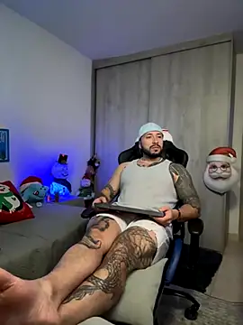 Snapshot of Dave-Max01 chatting on 29, 11, 2025 Dave-Max01 online show from 29, 11, 2025