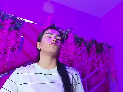 Gisell Squirt  online show from 14, 10, 2025