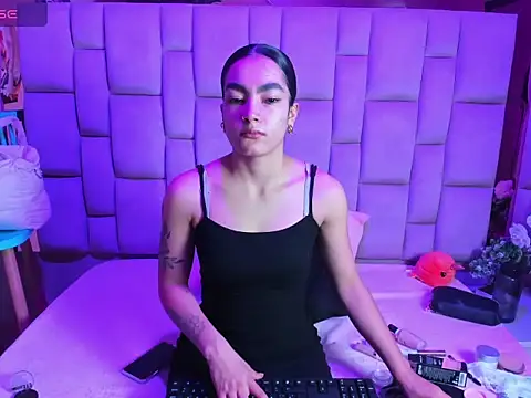 Gisell Squirt  online show from 24, 11, 2025