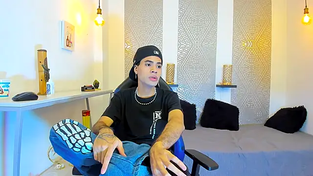 Snapshot of JacobBlackwell_ chatting on 18, 11, 2025 JacobBlackwell online show from 18, 11, 2025