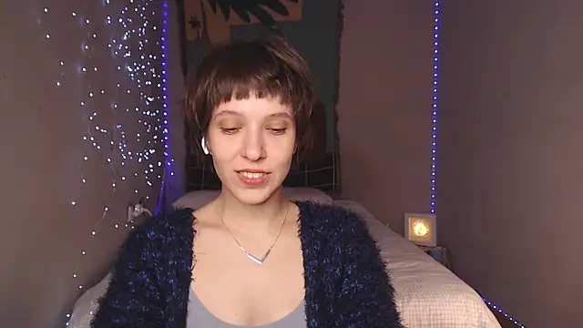 Snapshot of YourHotExSAndra chatting on 27, 11, 2025 YourHotExSAndra online show from 27, 11, 2025