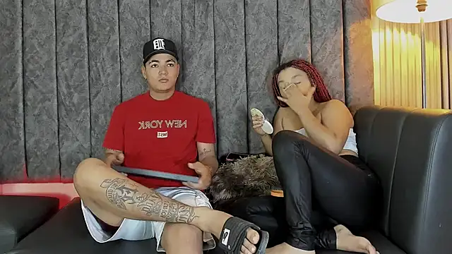 Snapshot of dante_and_kiara chatting on 8, 11, 2025 dante and kiara online show from 8, 11, 2025