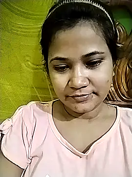 Snapshot of your_olivia-03 chatting on 6, 10, 2025 your olivia-03 online show from 6, 10, 2025