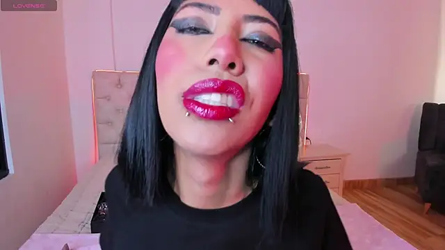 Nina fox 0691 online show from 15, 4, 2026