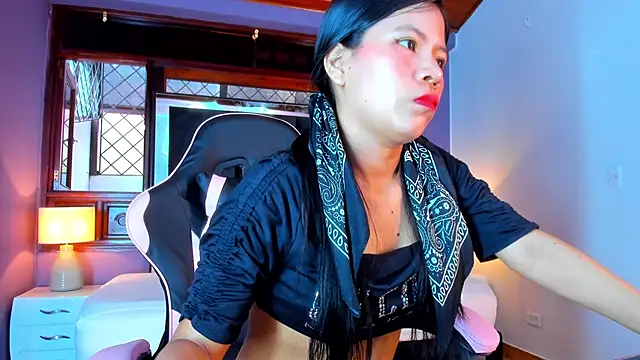 alissa  petite online show from 18, 10, 2025