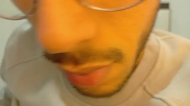 Snapshot of ALANVILLA_LOBO chatting on 11, 10, 2025 ALANVILLA LOBO online show from 11, 10, 2025