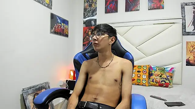 Snapshot of TWINK_JOSS chatting on 17, 10, 2025 TWINK JOSS online show from 17, 10, 2025