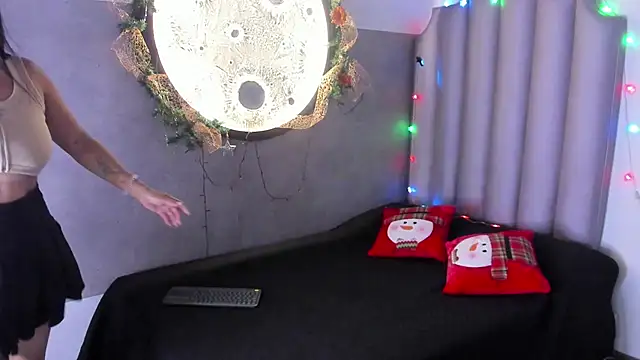 Snapshot of brianna-03 chatting on 20, 12, 2025 brianna-03 online show from 20, 12, 2025