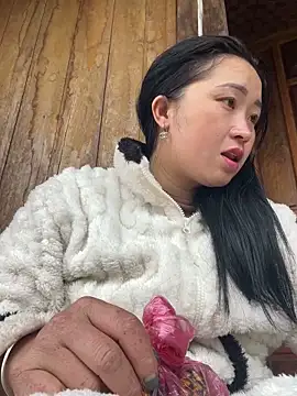 miemie-xx online show from 5, 12, 2025