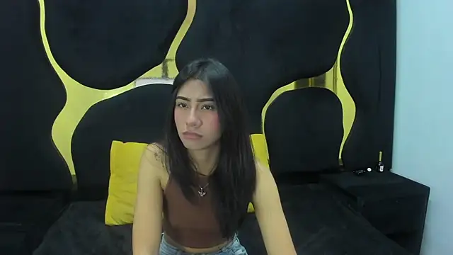 Snapshot of Mia_clark18 chatting on 22, 10, 2025 Mia clark18 online show from 22, 10, 2025