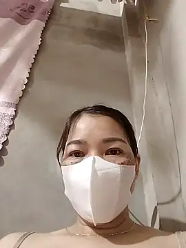 Snapshot of ladzy_sexy chatting on 31, 10, 2025 ladzy sexy online show from 31, 10, 2025