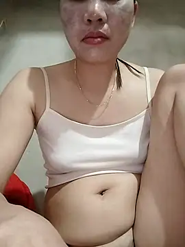 Snapshot of ladzy_sexy chatting on 15, 11, 2025 ladzy sexy online show from 15, 11, 2025