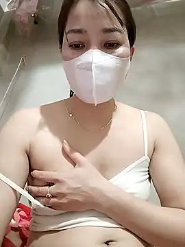 Snapshot of ladzy_sexy chatting on 19, 11, 2025 ladzy sexy online show from 19, 11, 2025