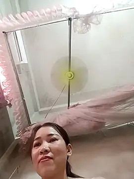 ladzy sexy online show from 28, 4, 2026