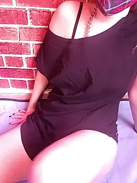 Snapshot of Heelite chatting on 24, 10, 2025 Heelite online show from 24, 10, 2025