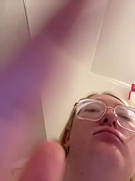 Snapshot of SashaMaexox chatting on 3, 12, 2025 SashaMaexox online show from 3, 12, 2025