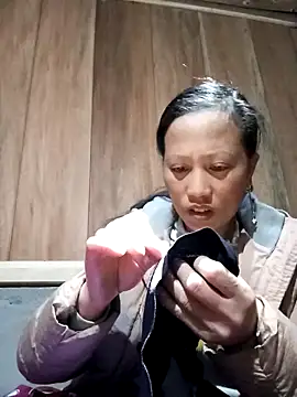 Snapshot of jerry-xx chatting on 27, 11, 2025 jerry-xx online show from 27, 11, 2025