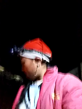 Snapshot of jerry-xx chatting on 14, 12, 2025 jerry-xx online show from 14, 12, 2025