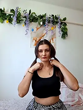 Snapshot of Nika_aa chatting on 5, 4, 2026 Nika aa online show from 5, 4, 2026