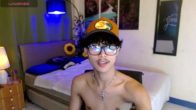 AsianCarl online show from 4, 11, 2025