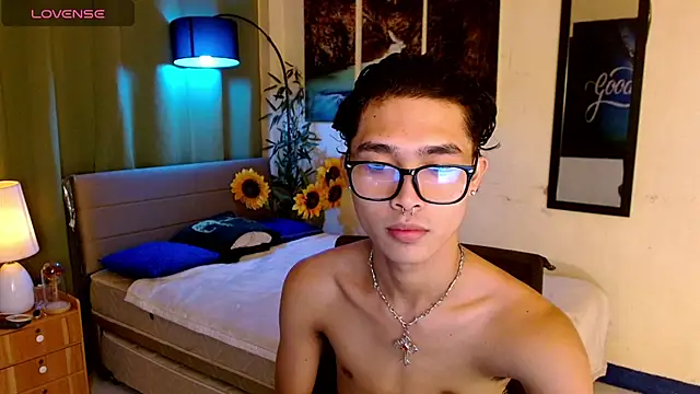 AsianCarl online show from 7, 11, 2025