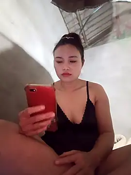 Snapshot of Rabbit-small chatting on 5, 12, 2025 Rabbit-small online show from 5, 12, 2025