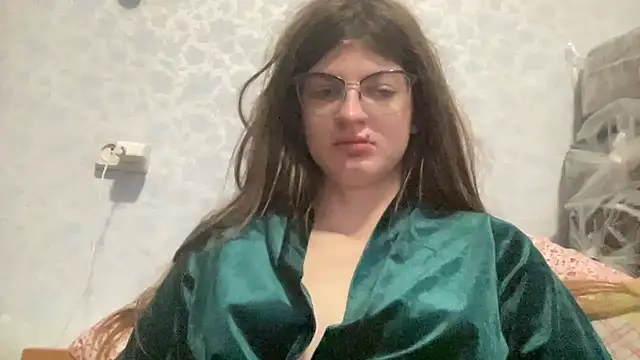 Snapshot of NikaXZimax chatting on 28, 10, 2025 NikaXZimax online show from 28, 10, 2025