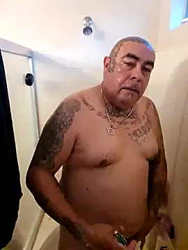 Snapshot of B1GLO chatting on 29, 11, 2025 B1GLO online show from 29, 11, 2025