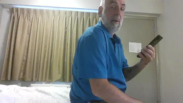 Fuck-Buddy-4U online show from 25, 6, 2026