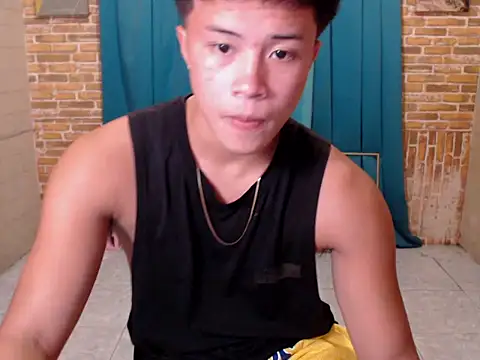 Snapshot of ur_naughtyboy_patrick chatting on 25, 10, 2025 ur naughtyboy patrick online show from 25, 10, 2025