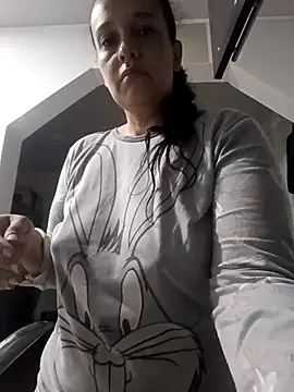 Snapshot of FiorellaDuboi chatting on 19, 11, 2025 FiorellaDuboi online show from 19, 11, 2025