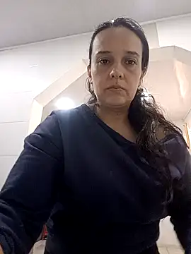 Snapshot of FiorellaDuboi chatting on 21, 11, 2025 FiorellaDuboi online show from 21, 11, 2025