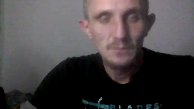 Snapshot of Twolatte chatting on 3, 12, 2025 Twolatte online show from 3, 12, 2025